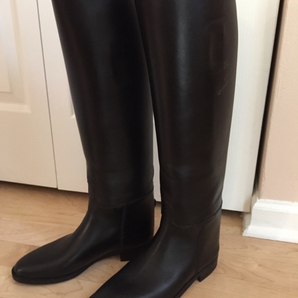 Calling all English Horseback Riders - Women’s Black Equestrian Riding Boot - Picture 3 of 6